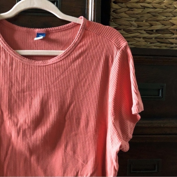 Old Navy Coral Rib knit boxy semi-cropped top in size XXL - Picture 3 of 5
